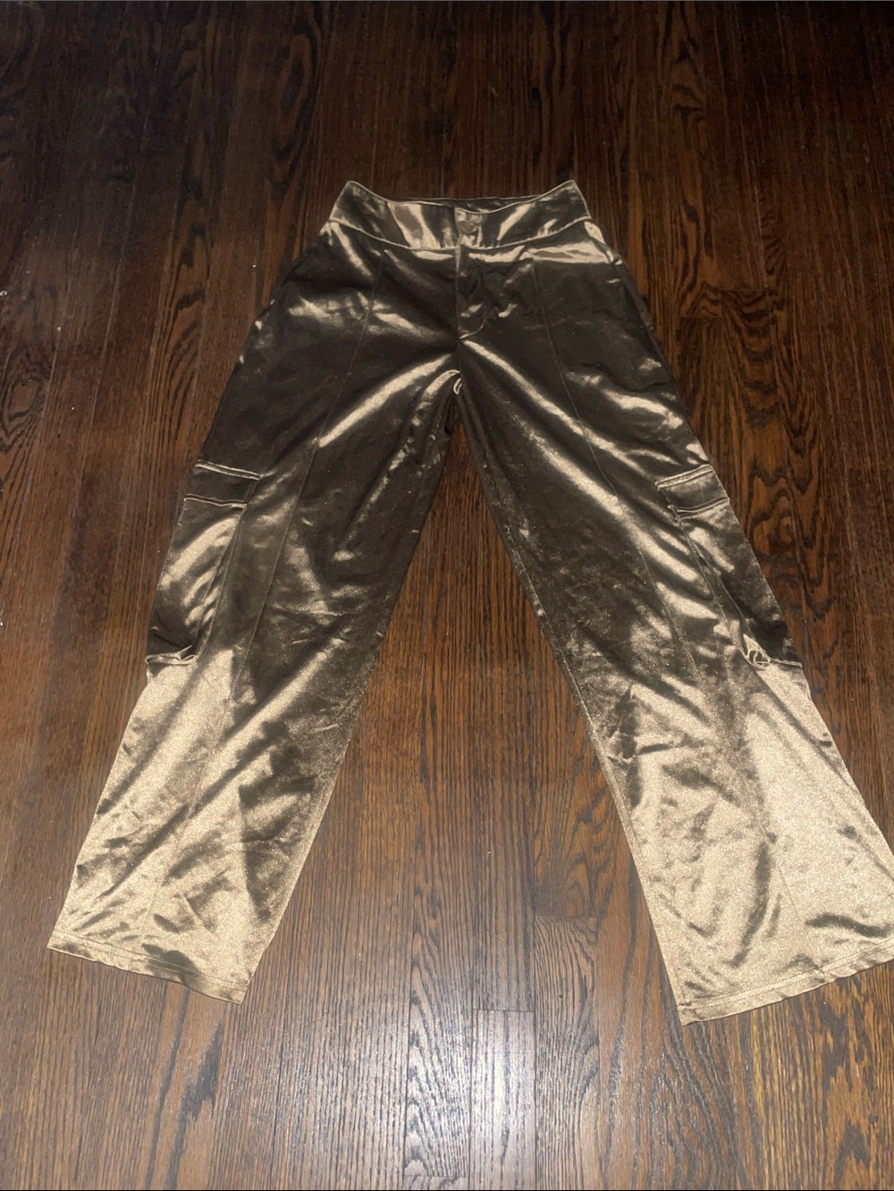 High-Shine Metallic Wide-Leg Pants - Gold